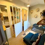 Βίλα Notre Petite Maison A La *
